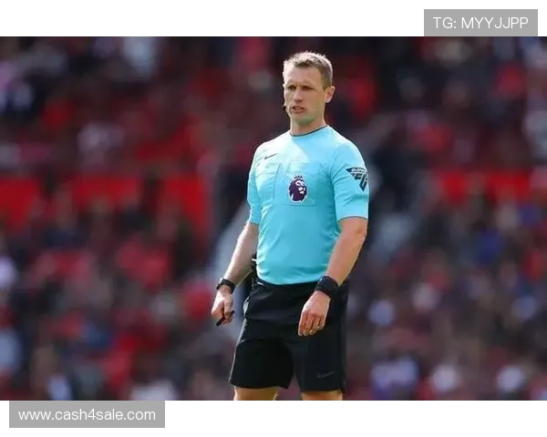 斯玛特强烈质疑揭幕战裁判判罚坚称被吹一级恶意极不公正